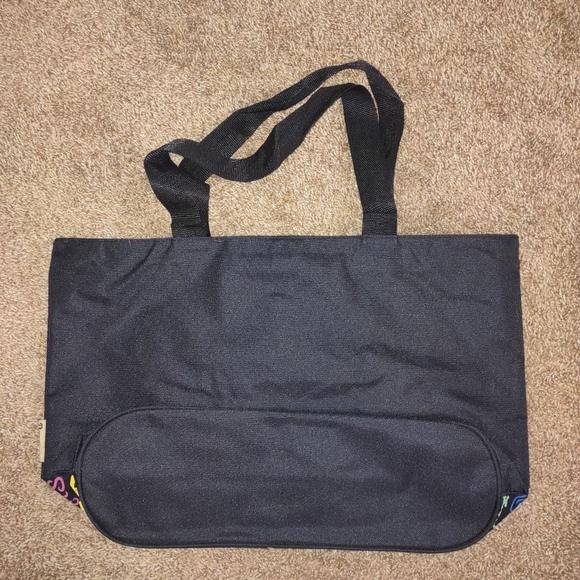 Large utility tote and tank top - Picture 2 of 7